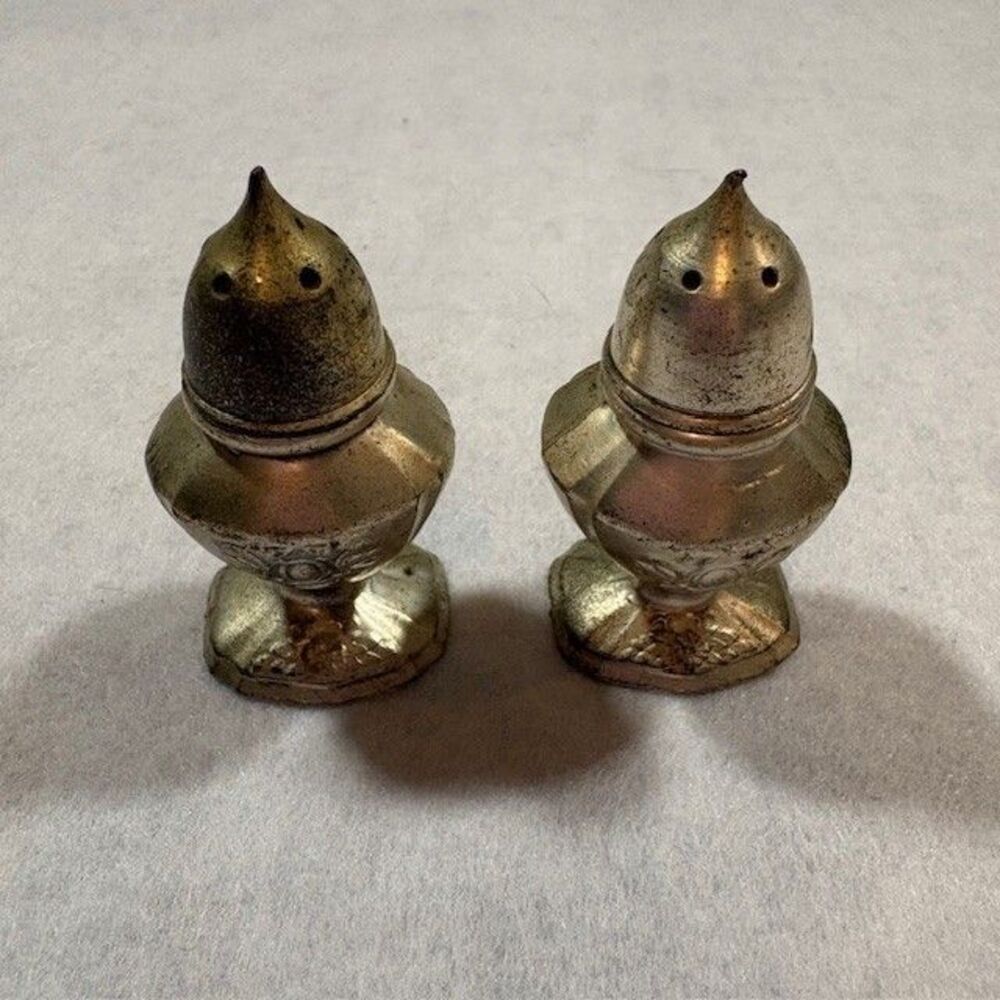 Vintage Japan Silverplate Salt & Pepper Shakers Pedestal Scroll Design Mid Centu